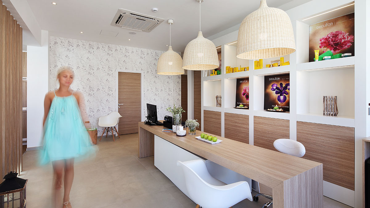 Louis St.Elias Resort - NR